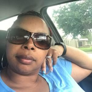 Meet your Posher, Kanisha